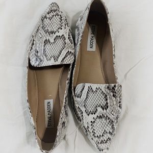 Steve Madden Snake Skin Feather Slides Size Medium